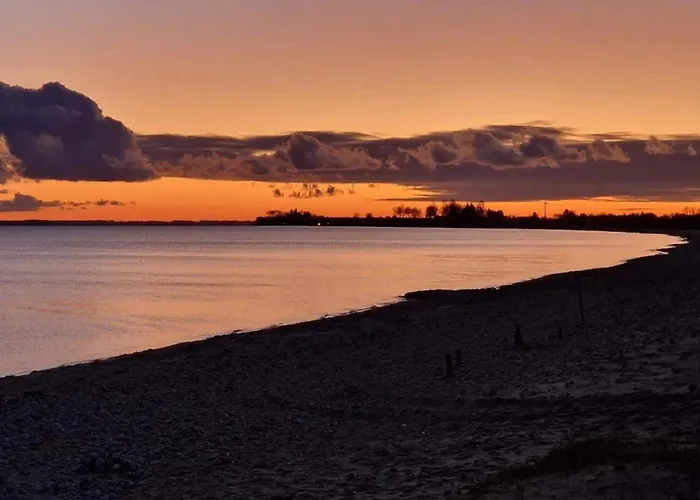 3 Person In Sydals-by Traum * Nedre Lysabild