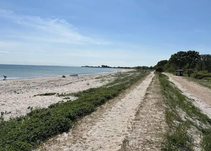 3 Person In Sydals-by Traum