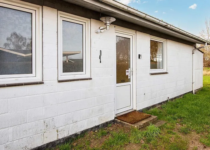 3 Person In Sydals-by Traum Nedre Lysabild